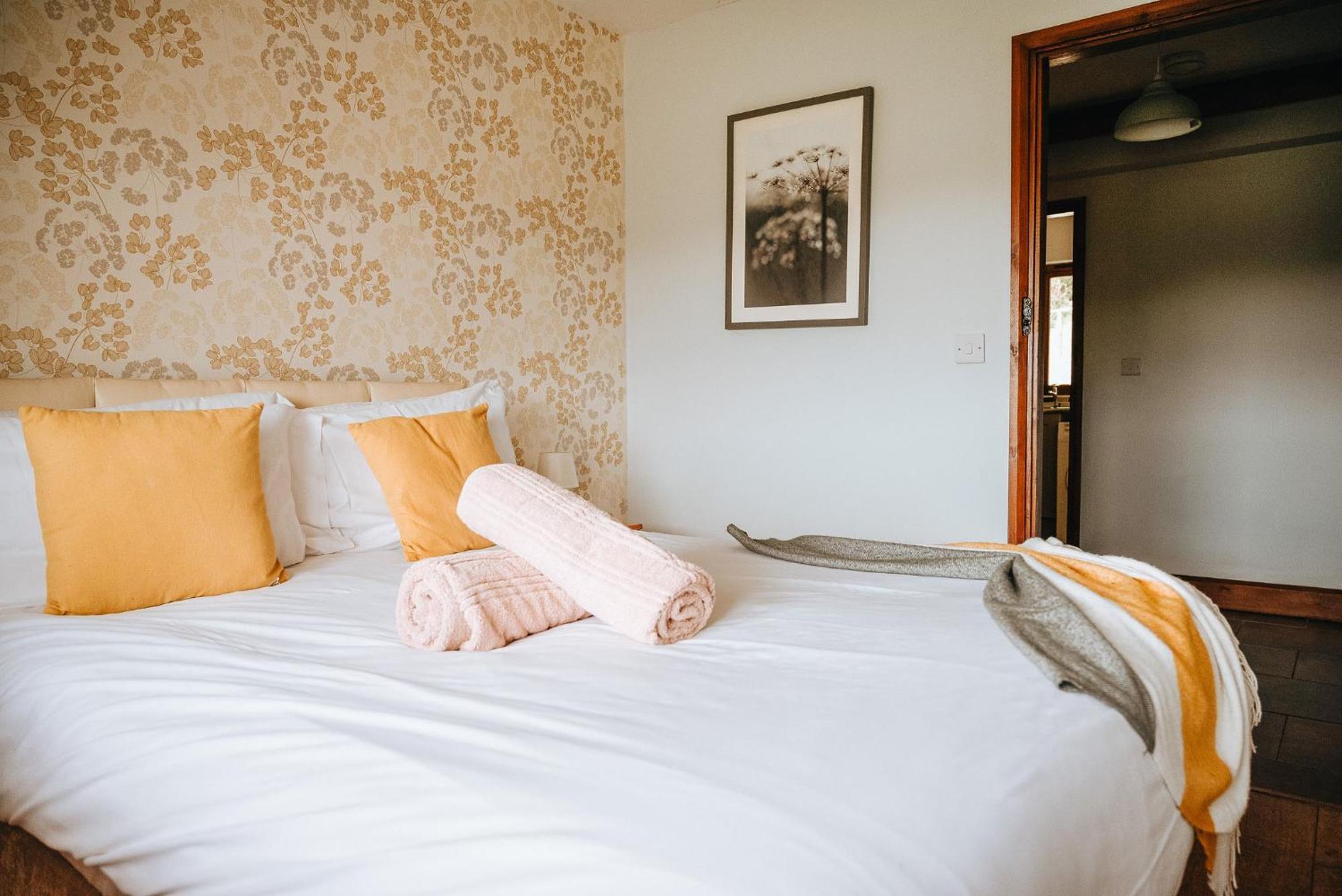 Vale Farm Cottages ブレコン エクステリア 写真