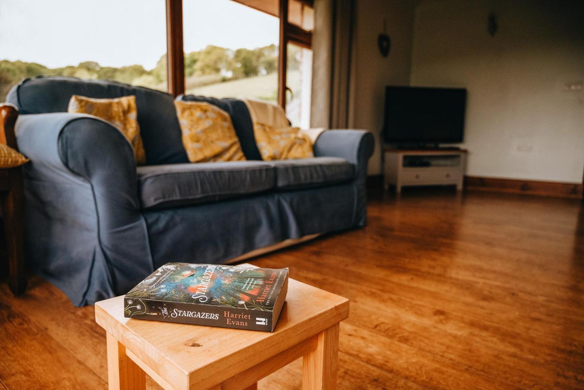 Vale Farm Cottages ブレコン エクステリア 写真